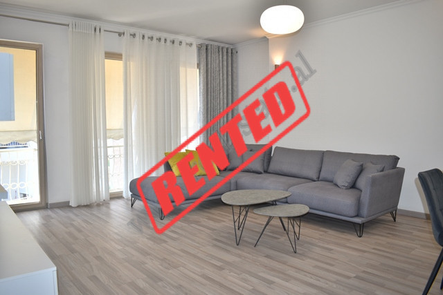 Apartament modern 3+1 per qira prane rruges Naim Frasheri ne Tirane.

Ndodhet ne katin e 4-te te n